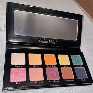 Violet Voss Essentials Eyeshadow Palette *New*